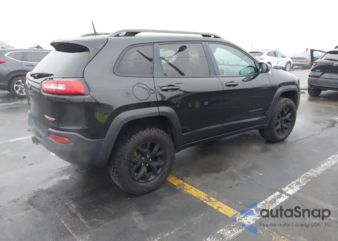 2016 Jeep Cherokee Trailhawk z USA, uszkodzony, nr VIN 1C4PJMBS1GW102917
